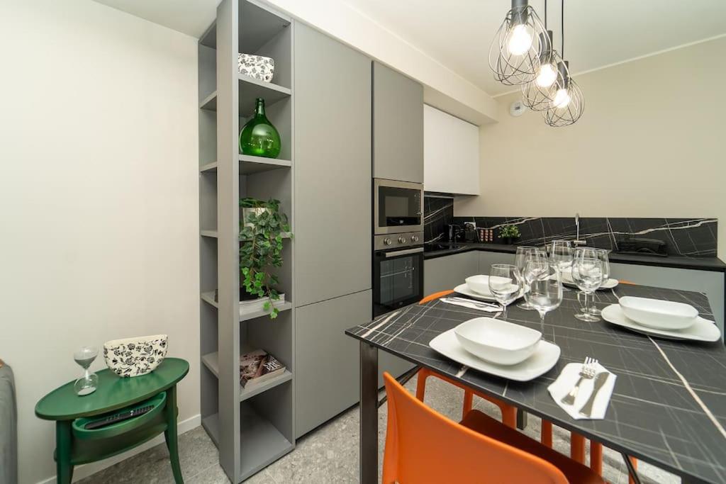 Apt 2 Min From The Cathedral With Private Parking Como Exterior foto