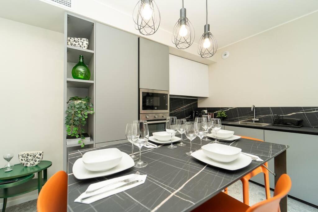 Apt 2 Min From The Cathedral With Private Parking Como Exterior foto