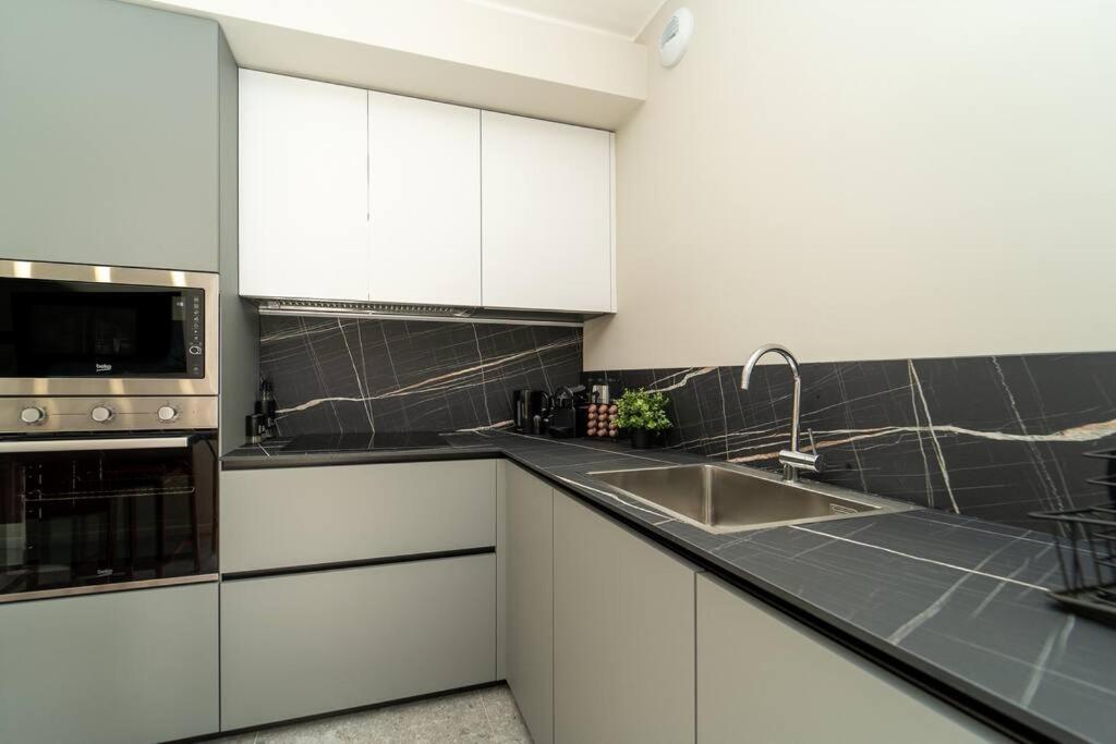 Apt 2 Min From The Cathedral With Private Parking Como Exterior foto